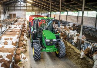 Трактори 4WD John Deere 6130M 