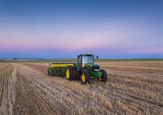 Трактори 4WD John Deere 6135J