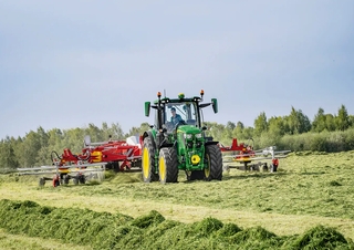 Трактори 4WD John Deere 6R 120
