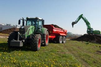 Трактори 4WD Fendt 826 Vario SCR