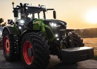 Трактори 4WD Fendt 933 Vario Profi