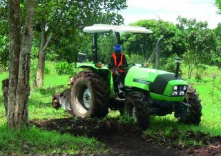Трактори 4WD DEUTZ-FAHR Agrolux 70