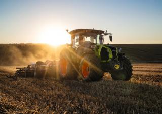Трактори 4WD Claas Arion 550 Cmatic