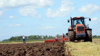 Трактори 4WD Terrion ATM 7360