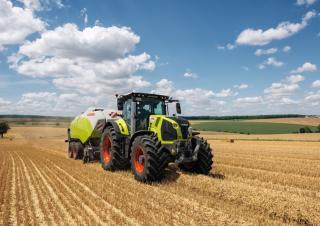 Трактори 4WD Claas Axion 850 Cmatic 