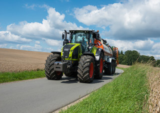 Трактори 4WD Claas Axion 930 