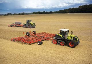 Трактори 4WD Claas Axion 930 Terra Trac