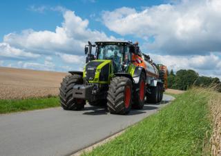Трактори 4WD Claas Axion 940
