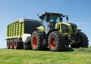 Трактори 4WD Claas Axion 940