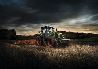 Трактори 4WD Claas Axion 9.420 Cmatic