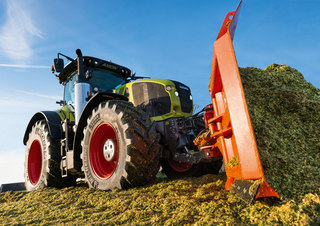 Трактори 4WD Claas Axion 960 