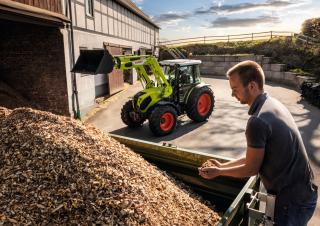 Трактори 4WD Claas Axos 2.105 