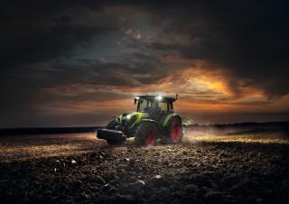 Трактори 4WD Claas Axos 3.105 Comfort