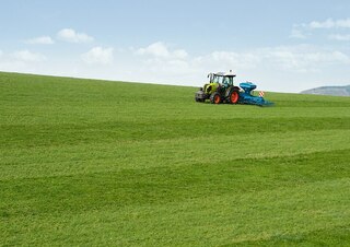 Трактори 4WD Claas Elios 210 Classic 
