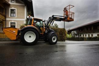 Трактори 4WD Lindner Geotrac 124