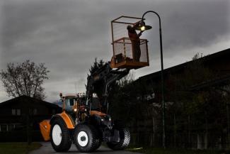 Трактори 4WD Lindner Geotrac 124
