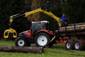 Трактори 4WD Lindner Geotrac 124