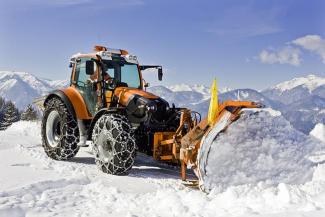 Трактори 4WD Lindner Geotrac 124