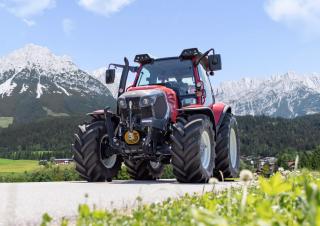 Трактори 4WD Lindner Lintrac 100