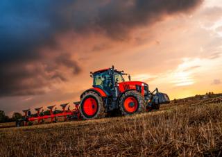 Трактори 4WD Kubota M7133 