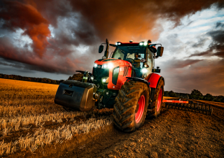 Трактори 4WD Kubota M7133 