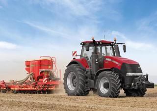 Трактори 4WD Case IH Magnum 340 CVX Basis