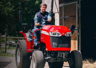 Трактори 4WD Massey Ferguson MF 1735 M HC 