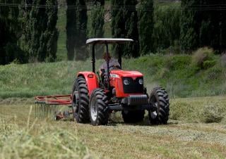 Трактори 4WD Massey Ferguson MF 415 Xtra