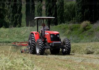 Трактори 4WD Massey Ferguson MF 440 Xtra
