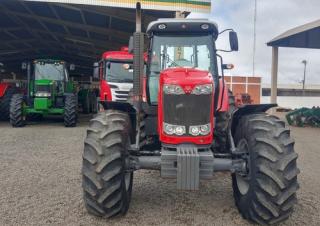 Трактори 4WD Massey Ferguson MF 7215