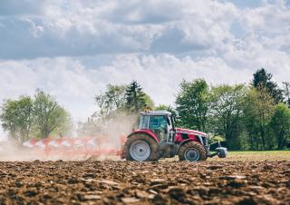 Трактори 4WD Massey Ferguson MF 7S.165
