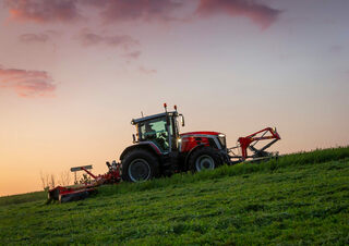 Трактори 4WD Massey Ferguson MF 8S.285