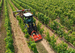 Трактори 4WD Claas Nexos 2.85 Comfort M 