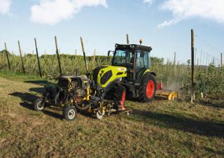 Трактори 4WD Claas Nexos 2.105 Trend L 