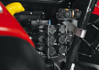 Трактори 4WD Zetor Proxima Plus 110