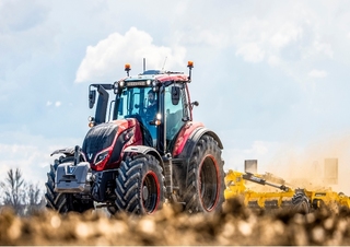 Трактори 4WD Valtra T154A