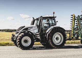 Трактори 4WD Valtra T194D