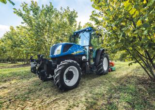 Трактори 4WD New Holland T4.90 F