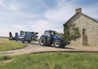 Трактори 4WD New Holland T8.435 SmartTrax