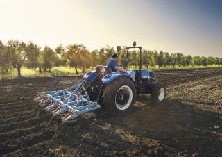 Трактори 4WD New Holland TD4.100 F