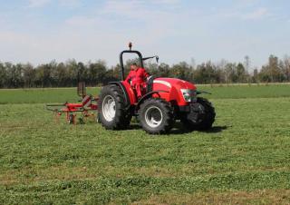Трактори 4WD McCormick X4.40M