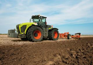 Трактори 4WD Claas Xerion 5000 Trac