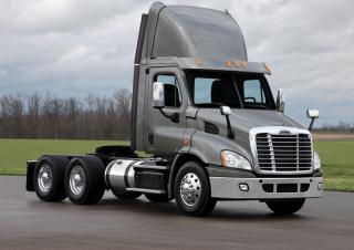 Вантажівки Тягачі Freightliner Cascadia 113 60 XT Detroit DD13