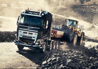 Вантажівки Тягачі Volvo Trucks FH16.550 6x2 Tractor Pusher