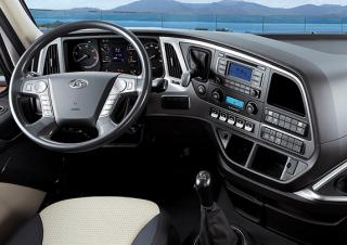 Вантажівки Тягачі Hyundai Commercial Vehicles H420.42 D6CC41
