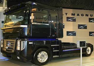 Вантажівки Тягачі Renault MAGNUM 440.19 4X2 T E5 - ROUTE 66