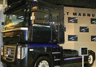 Вантажівки Тягачі Renault MAGNUM 500.26T