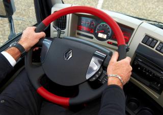 Вантажівки Тягачі Renault PREMIUM 430.18 4X2 LD TGV950