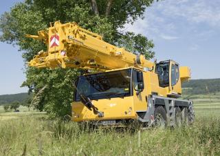 всюдихідні крани Liebherr LTM 1050-3.1 