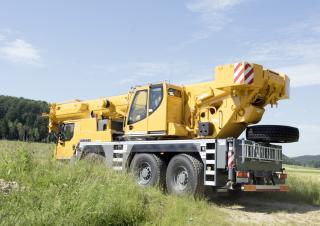 всюдихідні крани Liebherr LTM 1050-3.1 